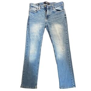 NWOT Men’s Hollister Light Wash Slim Straight Jeans, Size 29x30